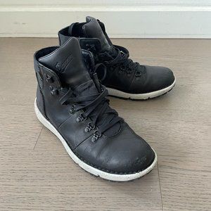 Danner Vertigo 917 Black, Men's 7.5 / Women's 9 / EU 40-41
